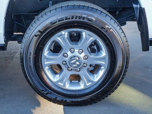 Used 2024 RAM 3500 Big Horn image 10