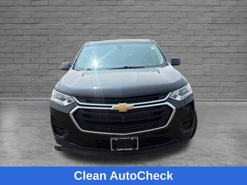 Used 2020 Chevrolet Traverse LS w/ LPO, Floor Liner Package FWD image 2