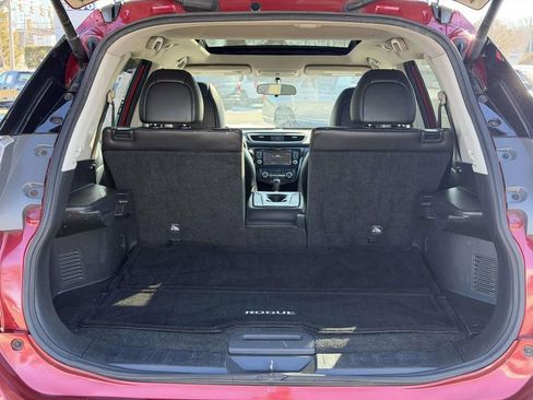 Used 2016 Nissan Rogue SL w/ SL Premium Package image 14