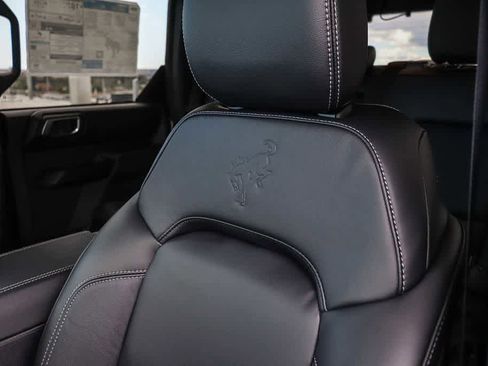 New 2026 Ford Bronco Outer Banks AWD/4WD image 30