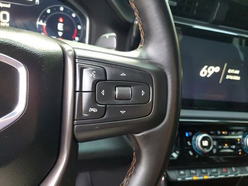 Used 2025 GMC Sierra 1500 AT4 w/ AT4 Premium Package image 28