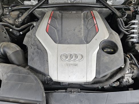 Used 2019 Audi SQ5 Prestige w/ Prestige Package image 32