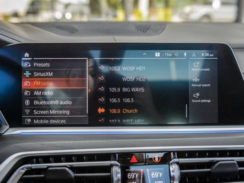 Used 2022 BMW X7 xDrive40i w/ M Sport Package AWD/4WD image 20
