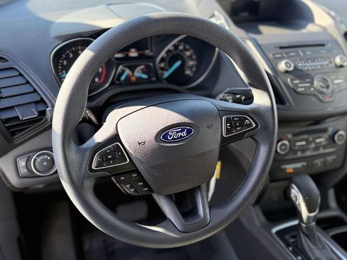 Used 2018 Ford Escape SE image 23