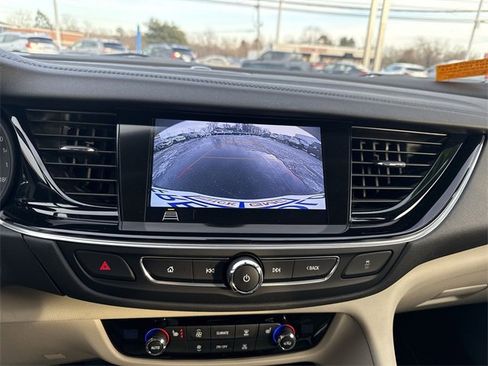 Used 2019 Buick Regal Essence image 15