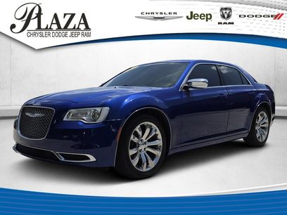 Certified 2019 Chrysler 300 Touring w/ Chrome Appearance Package