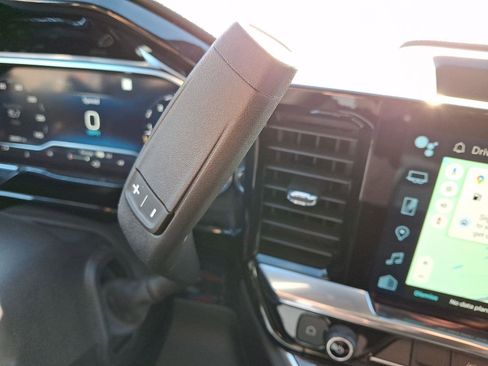 Used 2022 Chevrolet Silverado 1500 LT image 14