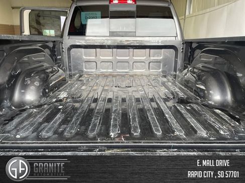 Used 2024 RAM 2500 Laramie AWD/4WD image 27