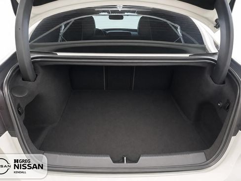 Used 2019 Jaguar XE Prestige AWD/4WD image 13