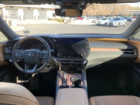 Used 2023 Lexus RX 350 w/ Cold Area Package image 30