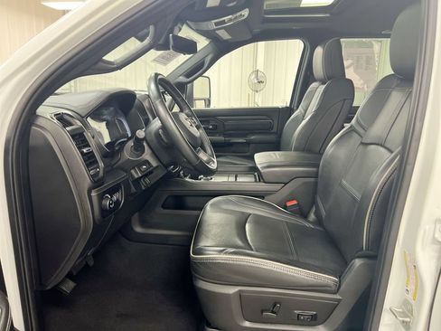 Used 2024 RAM 3500 Limited AWD/4WD image 16