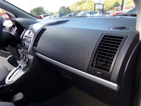 Used 2011 Nissan Sentra 2.0 image 34