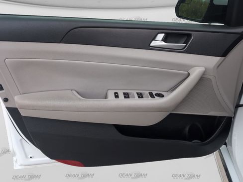 Used 2016 Hyundai Sonata Sport w/ Cargo Package FWD image 10