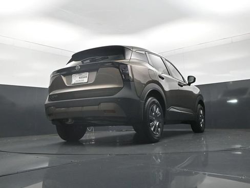 Used 2025 Nissan Kicks S w/ Interior Electronics Package FWD image 36