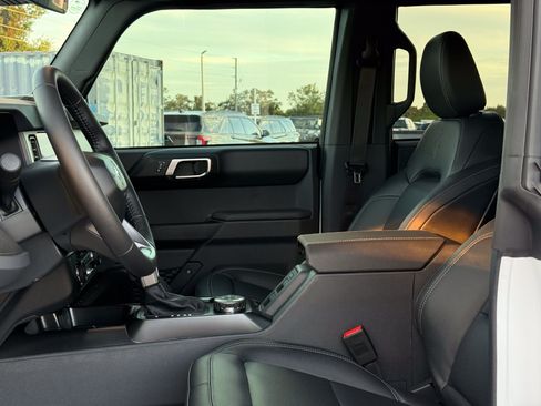 New 2025 Ford Bronco Badlands AWD/4WD image 42