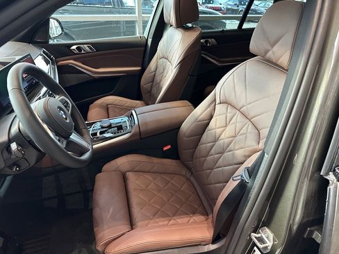 New 2026 BMW X5 xDrive40i w/ M Sport Package image 12