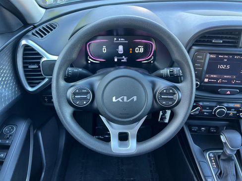 Certified 2024 Kia Soul LX w/ Option Group 015 image 13