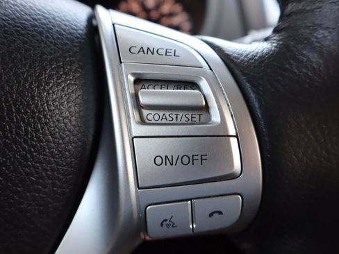 Used 2018 Nissan Altima 2.5 SL FWD image 30