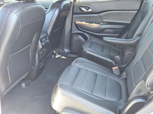Used 2019 GMC Acadia Denali w/ Technology Package FWD image 25