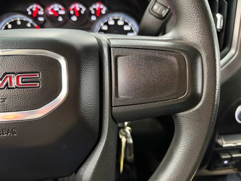 Used 2022 GMC Sierra 3500 Pro w/ Convenience Package image 27