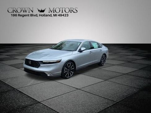 New 2025 Honda Accord Touring image 3