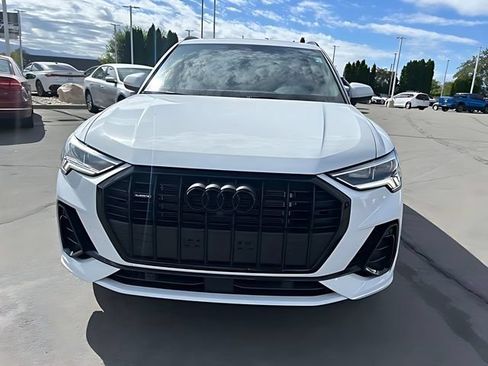Used 2023 Audi Q3 2.0T Premium Plus w/ Premium Plus Package AWD/4WD image 8