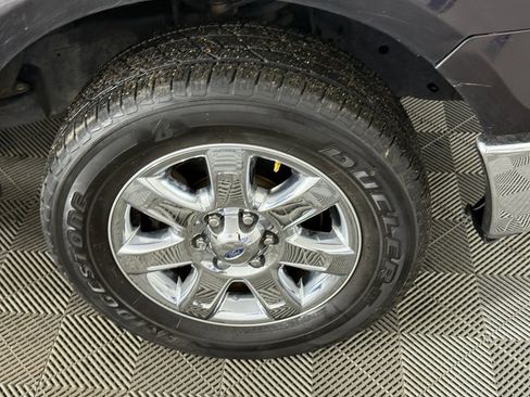 Used 2013 Ford F150 XLT w/ XLT Chrome Pkg image 8