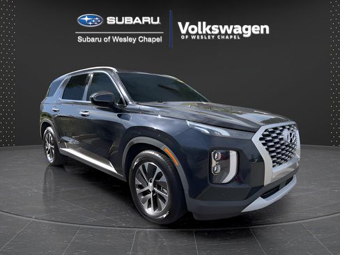 Used 2022 Hyundai Palisade SEL FWD image 2