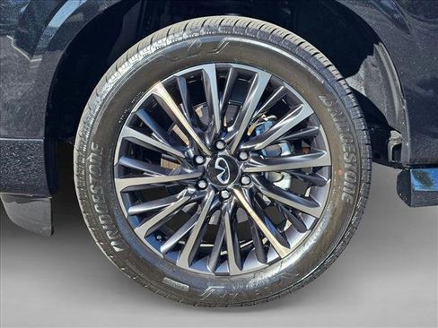 Used 2025 INFINITI QX80 Autograph w/ Autograph Exterior Package image 29