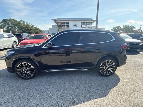 Used 2025 BMW X1 xDrive28i w/ Technology Package AWD/4WD image 3