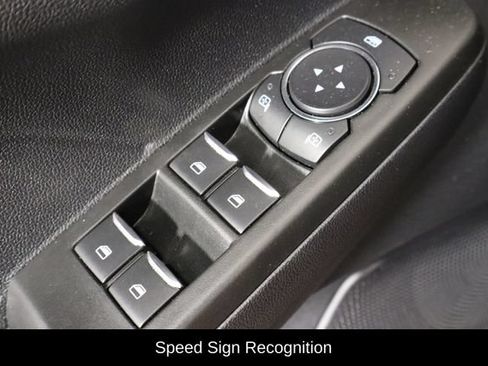 Used 2022 Ford Escape SE w/ SE Sport Appearance Package FWD image 20