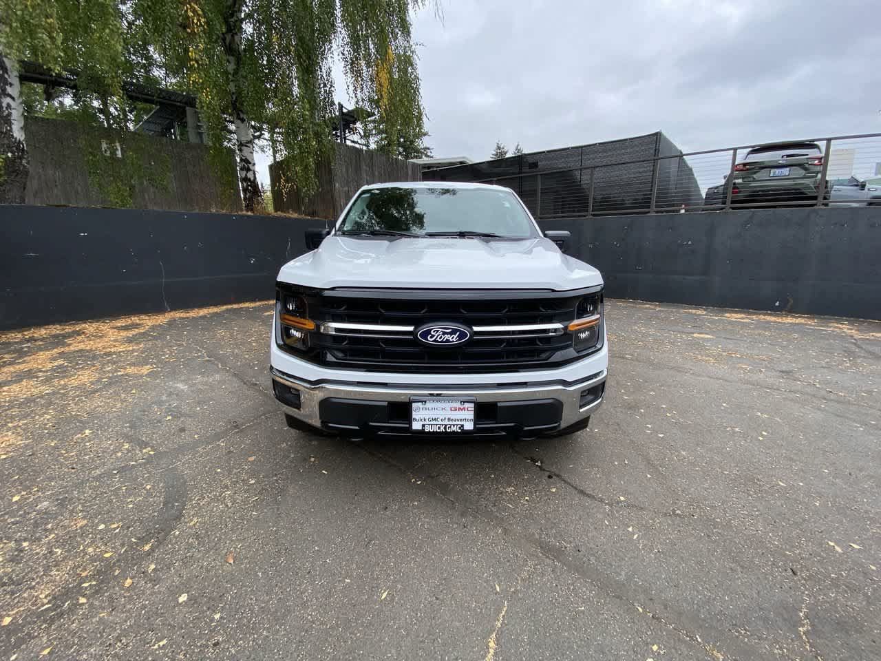 Used 2025 Ford F150 XLT w/ Equipment Group 301A Standard AWD/4WD image 9