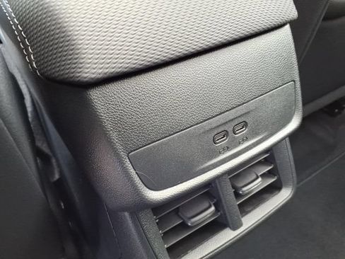 New 2026 Chevrolet Equinox LT w/ Convenience Package II FWD image 22