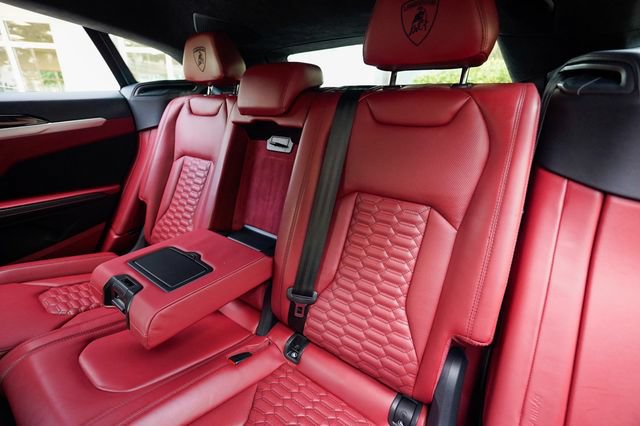 Used 2022 Lamborghini Urus AWD/4WD image 76