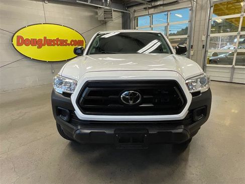 Used 2021 Toyota Tacoma SR image 9