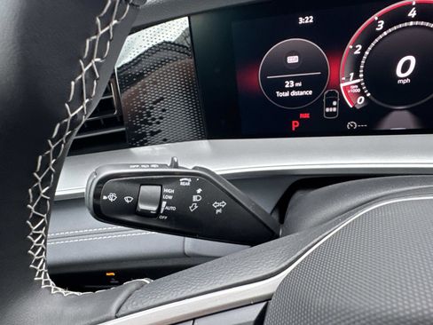 New 2026 Volkswagen Tiguan SE image 20