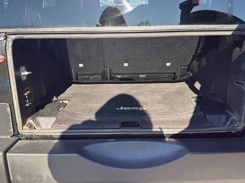 Used 2015 Jeep Wrangler Unlimited Sport w/ Quick Order Package 24S image 8