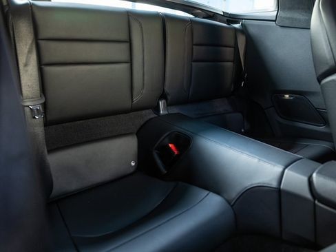 Used 2024 Porsche 911 Targa 4S w/ Premium Package image 34