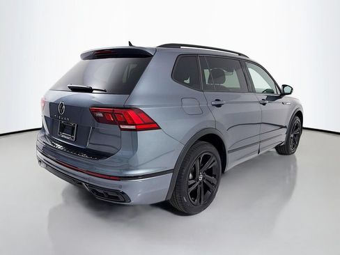 Certified 2023 Volkswagen Tiguan SE R-Line FWD image 7