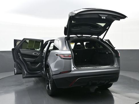 Used 2020 Land Rover Range Rover Velar R-Dynamic S image 57