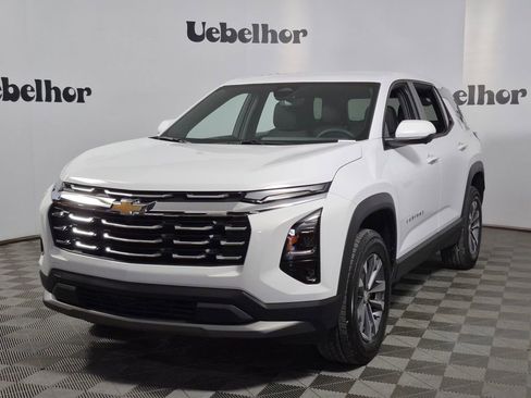New 2026 Chevrolet Equinox LT FWD image 3
