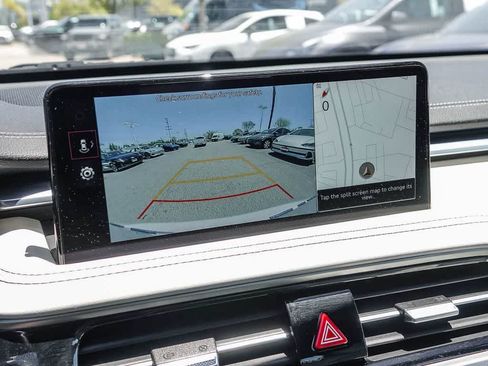 Used 2024 Genesis G70 2.5T RWD image 22