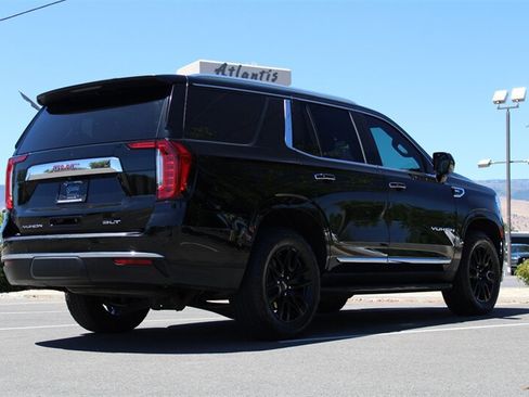 Used 2021 GMC Yukon SLT AWD/4WD image 9