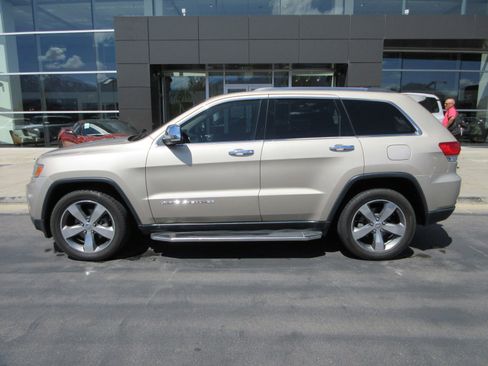 Used 2014 Jeep Grand Cherokee Limited RWD image 4