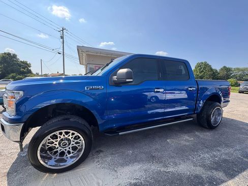 Used 2018 Ford F150 XLT w/ Equipment Group 302A Luxury AWD/4WD image 3