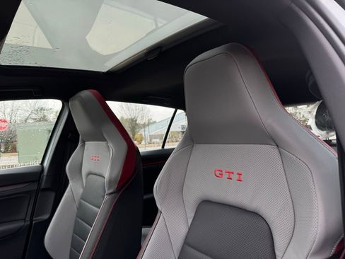 New 2026 Volkswagen GTI SE image 24