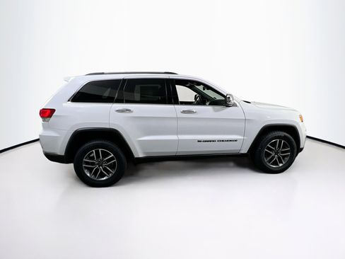 Used 2022 Jeep Grand Cherokee Limited image 4