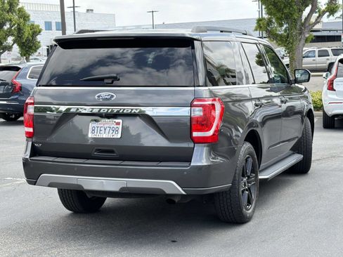 Used 2020 Ford Expedition XLT w/ Equipment Group 202A RWD image 5