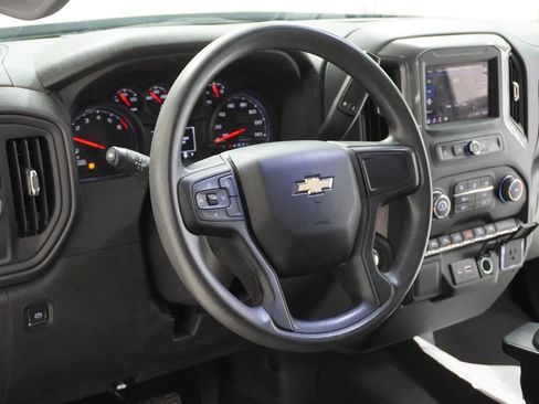Used 2023 Chevrolet Silverado 1500 Custom image 15
