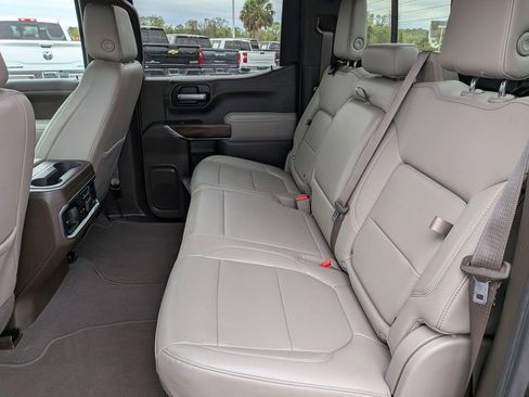 Used 2021 GMC Sierra 1500 SLT w/ SLT Premium Plus Package image 15